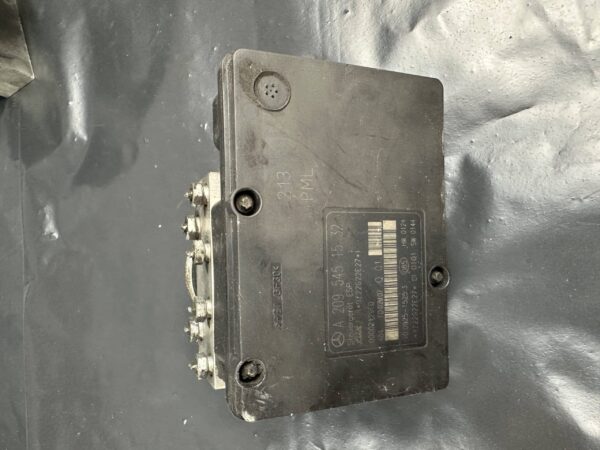 ABS Module Pump A2095451532 Mercedes-Benz