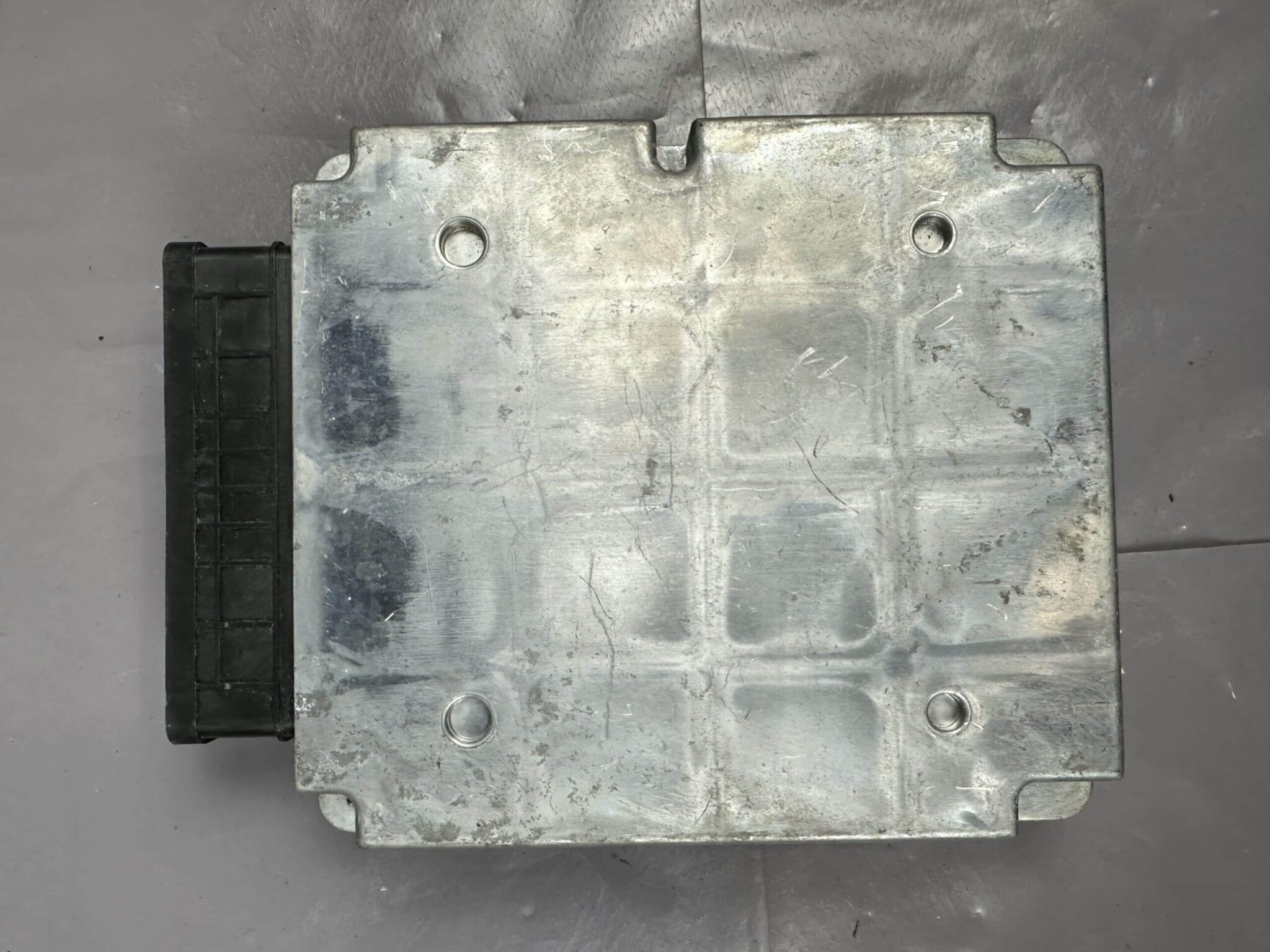 Engine ECU Control Module 1X43-10K975-CB Jaguar