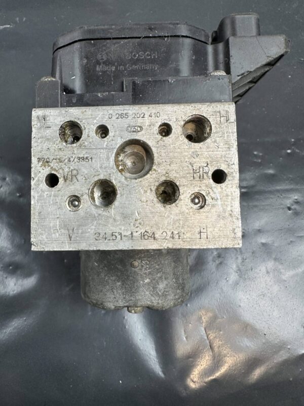 ABS Module Pump 1164241 BMW E38