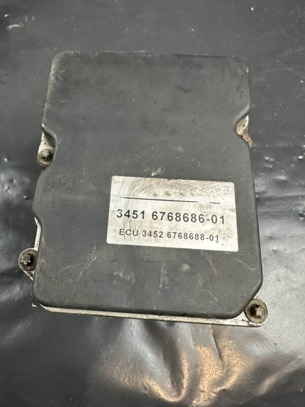 Moduł pompy ABS 6768686-01 BMW E53