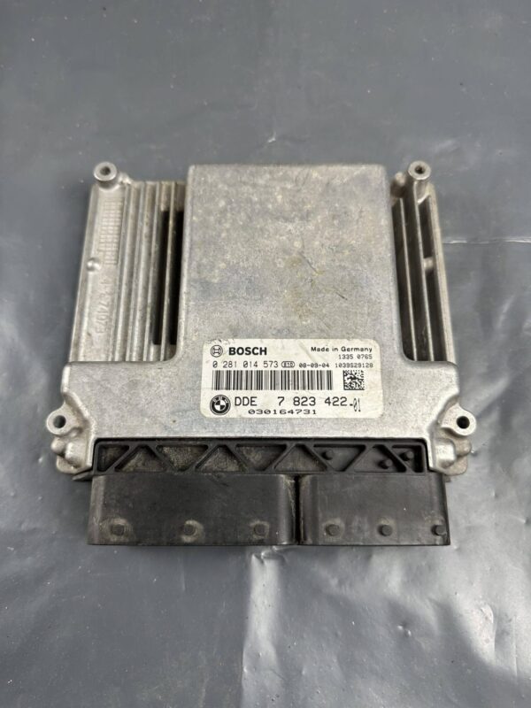 Engine ECU Control Module 7823422-01 BMW E87 E90