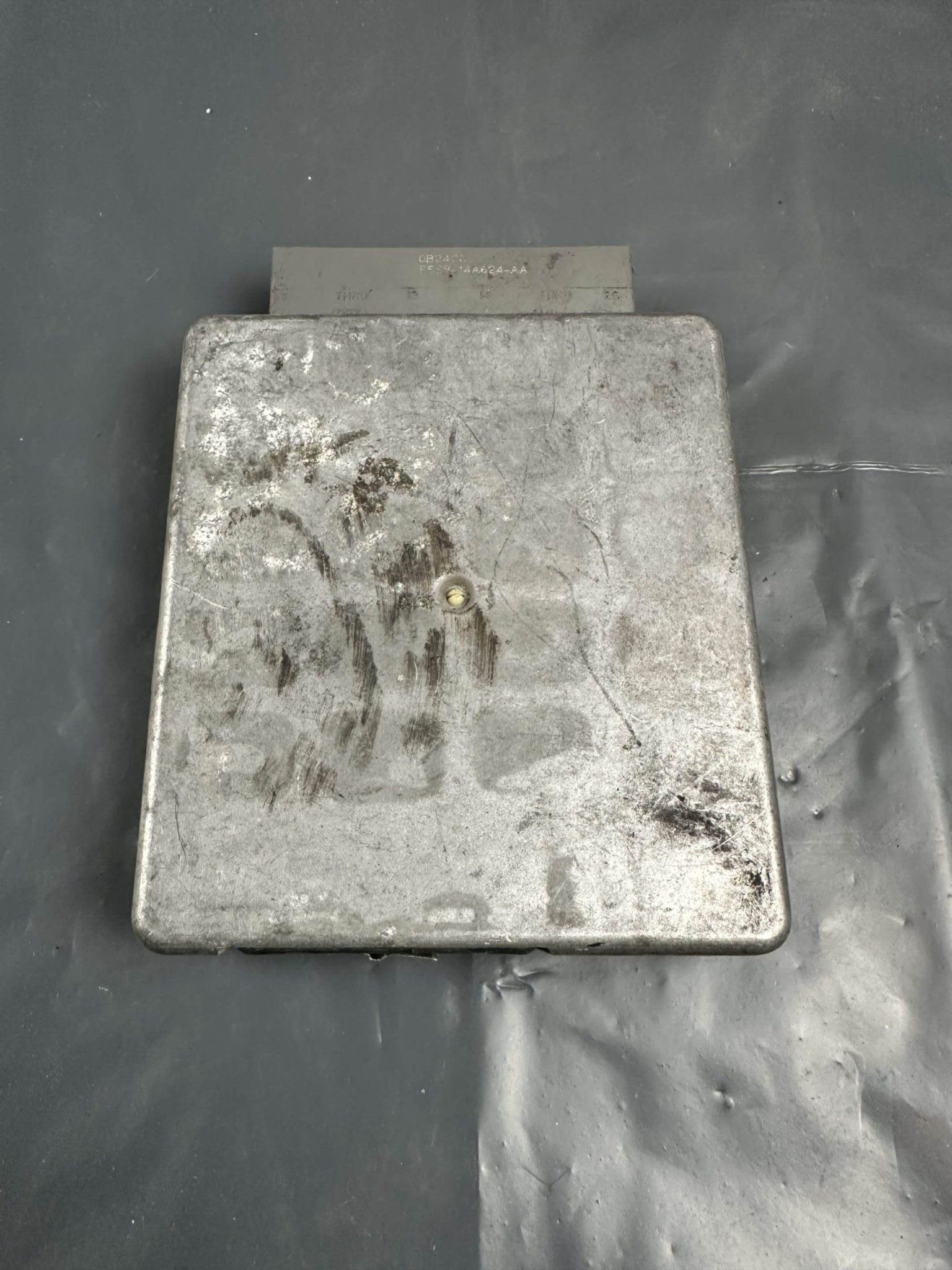 Engine ECU Control Module YS6F-12A650-FG