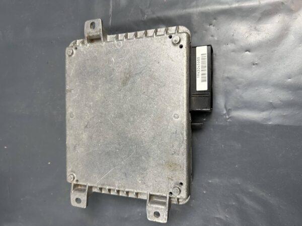 Engine ECU Control Module MKC104022 Rover