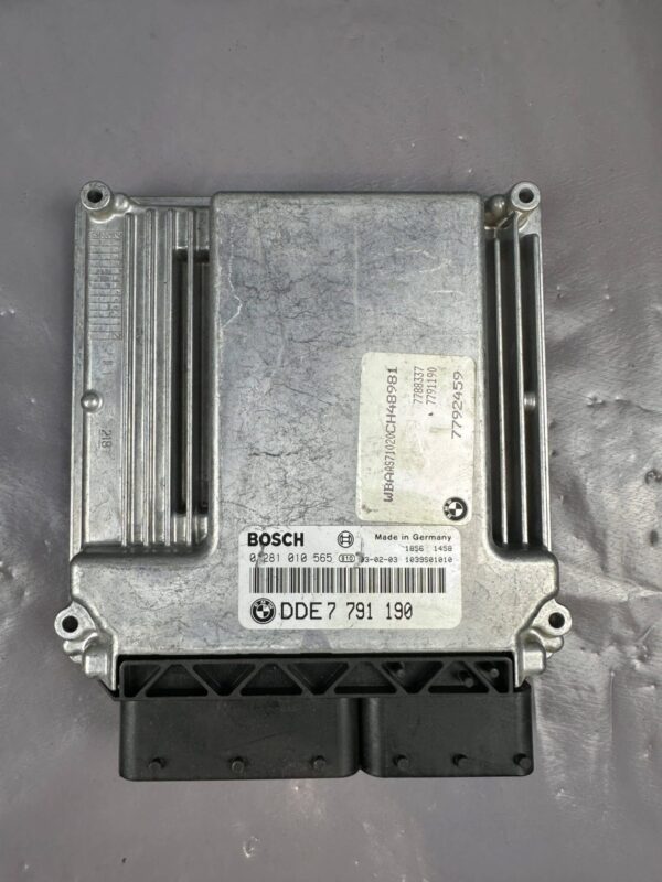 Engine ECU Control Module 7791190 BMW E46