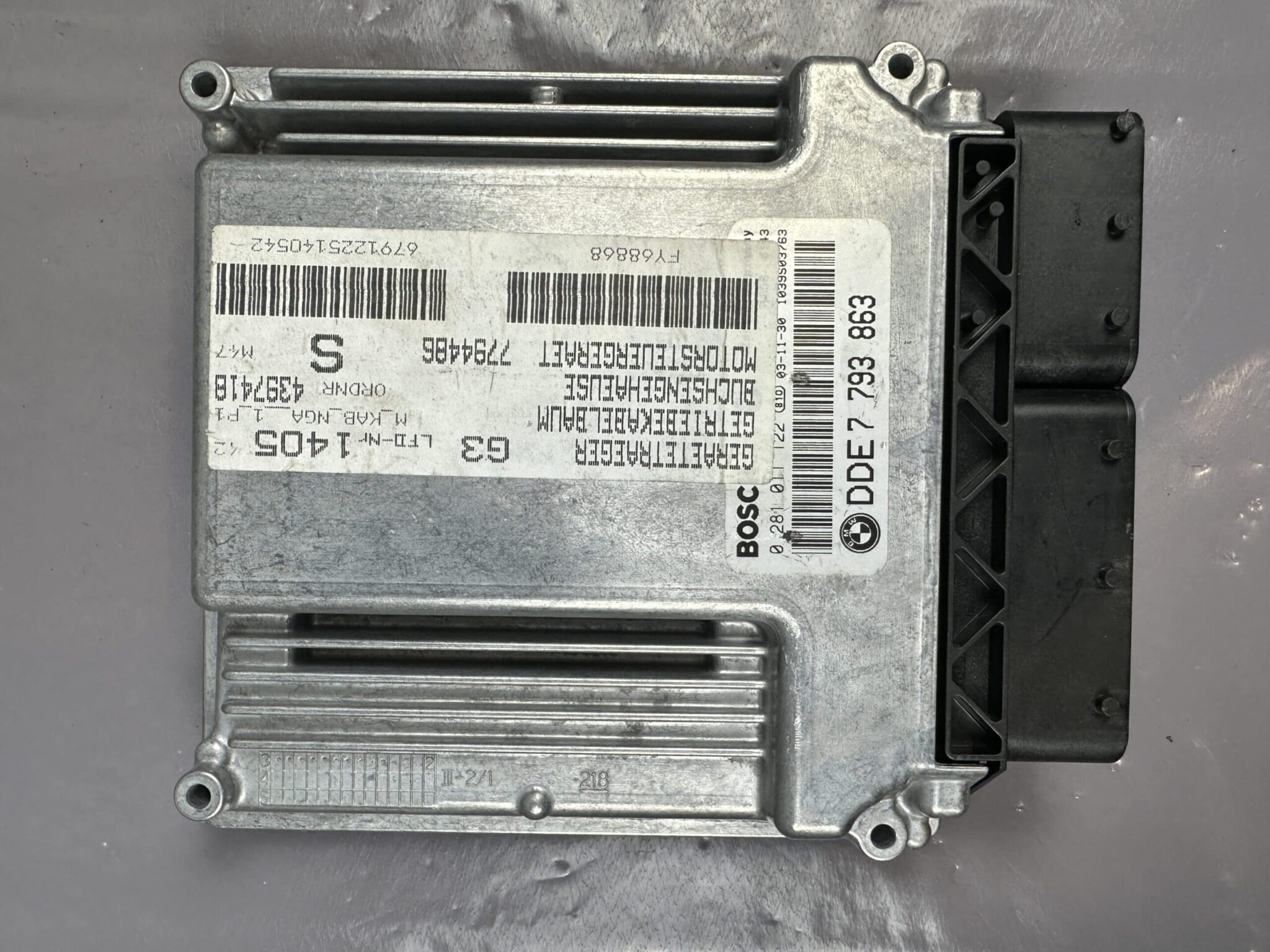 Engine ECU Control Module 7793863 BMW E46