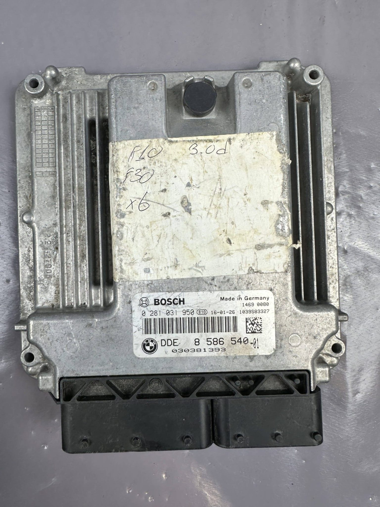 Engine ECU Control Module 8586540-01 BMW F20 F30