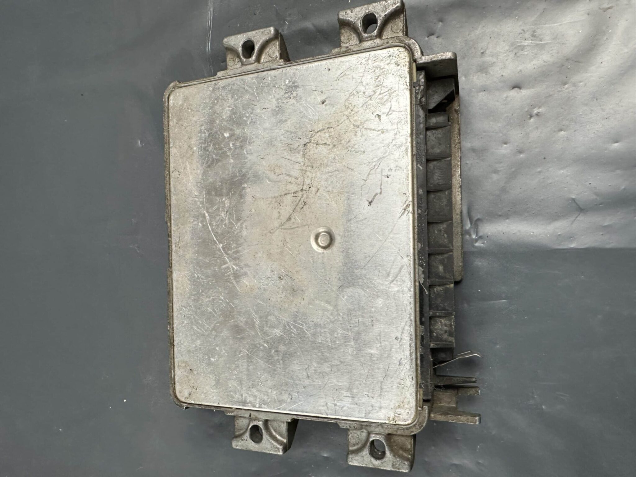 Engine ECU Control Module IAW 6F.SB Magneti Marelli