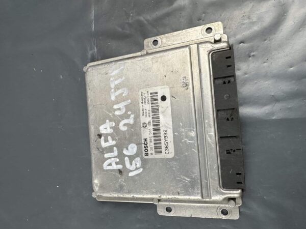 Engine ECU Control Module 0281001588 Alfa Romeo