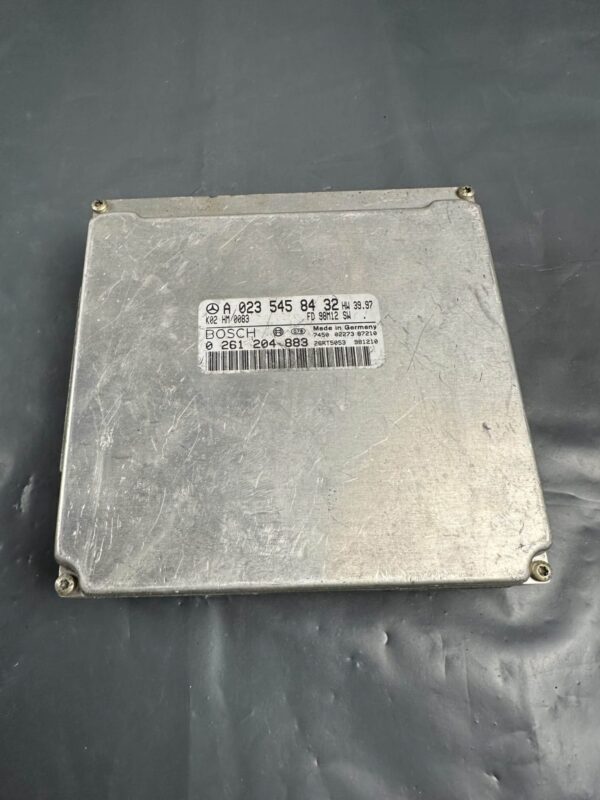 A0235458432 Mercedes-Benz Engine ECU Module