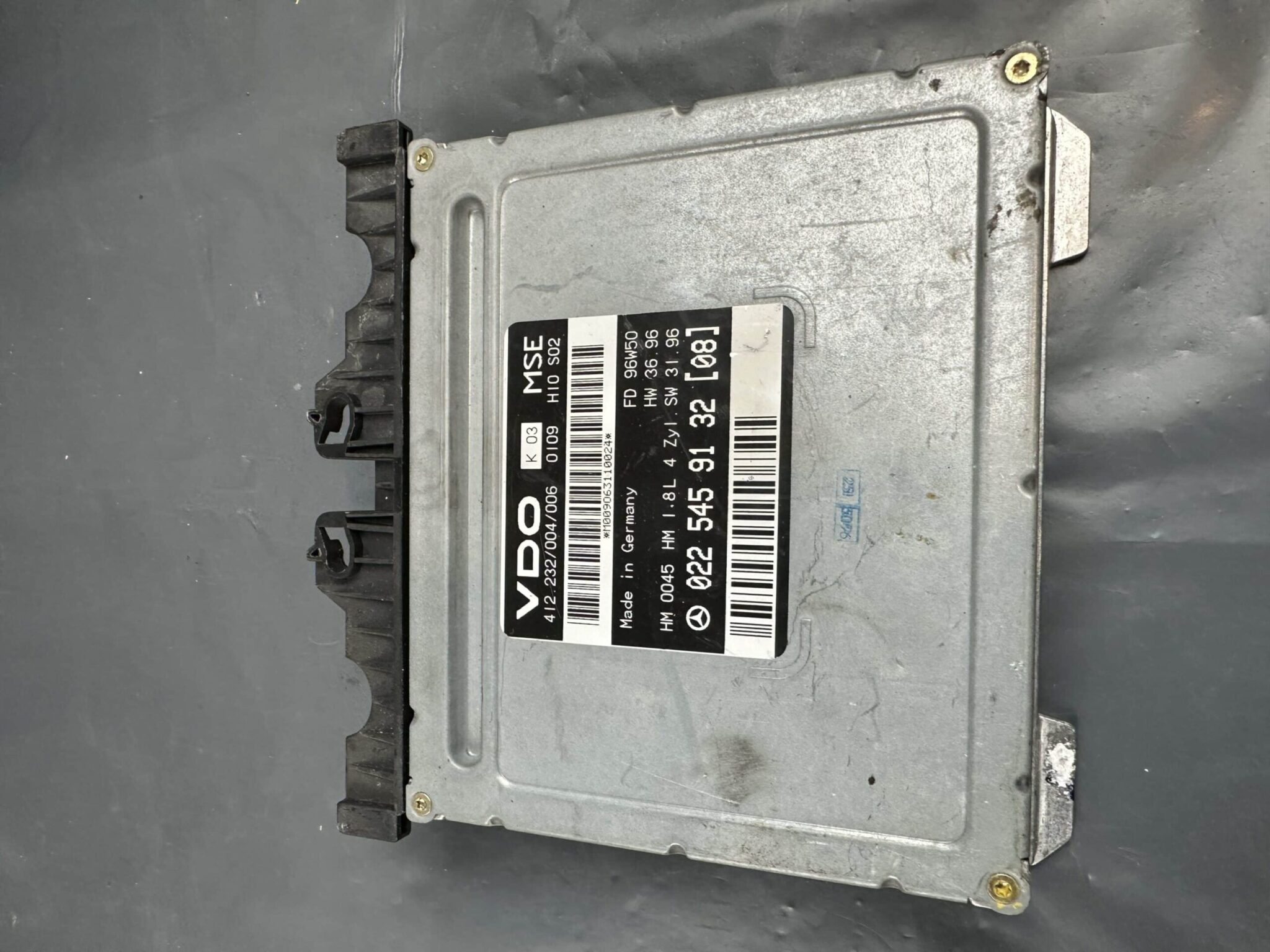 0225459132 Mercedes-Benz W202