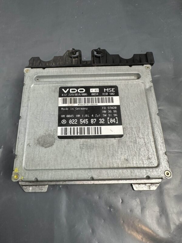 0225458732 Mercedes-Benz W202
