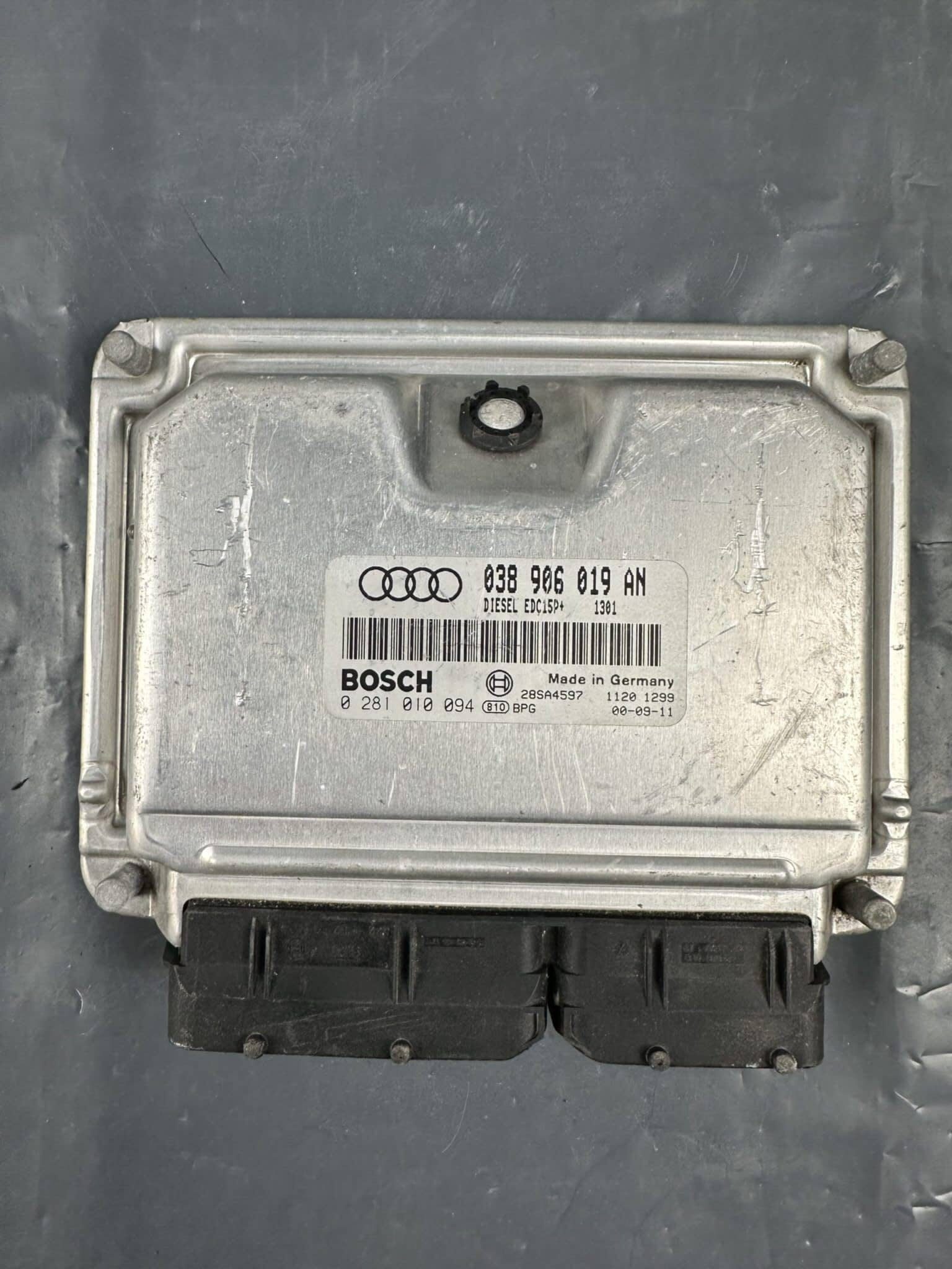 038906019AN Audi Moduł sterowania silnika