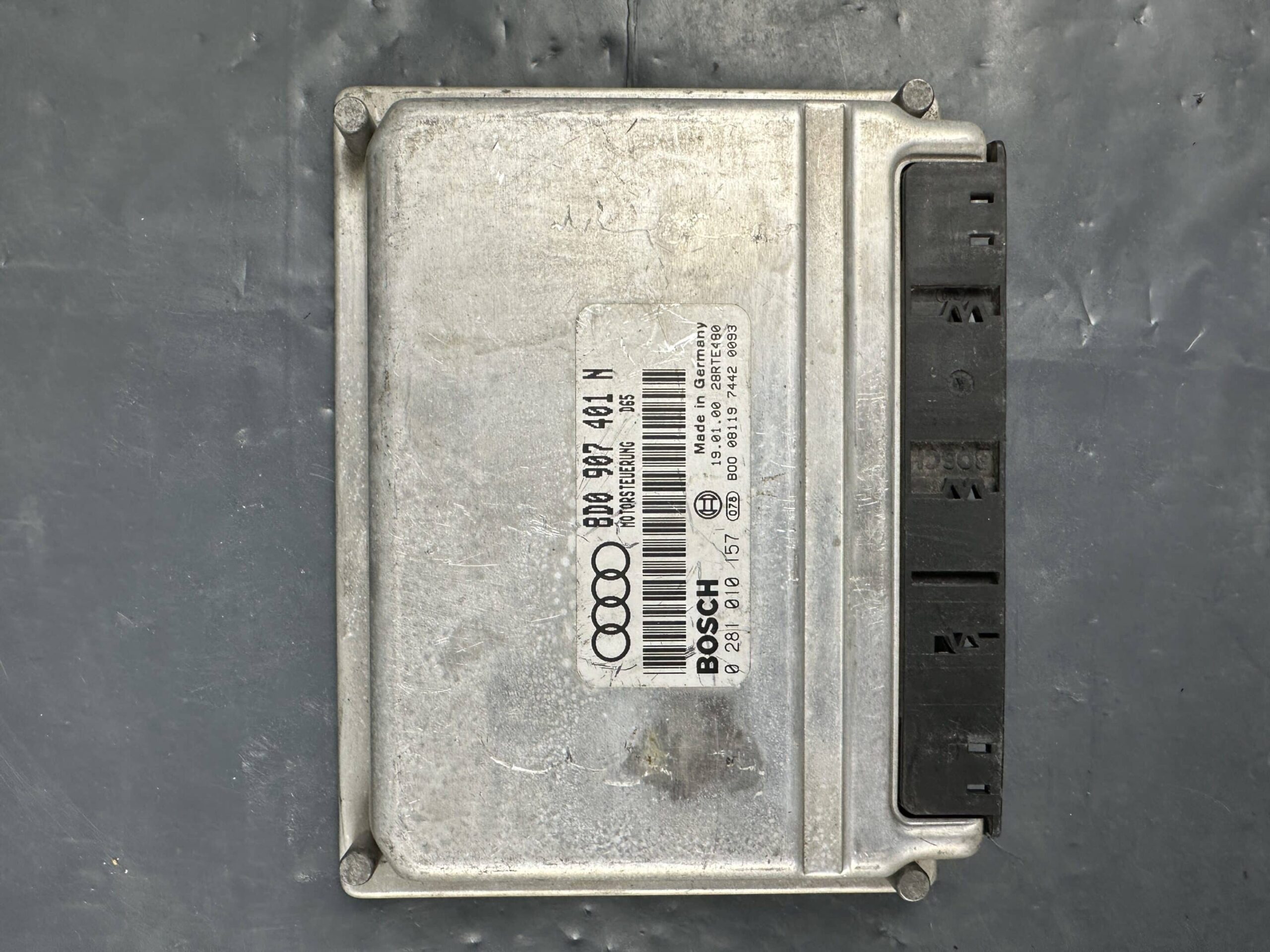 8D0907401N Audi A4 B5 Engine ECU Control Module