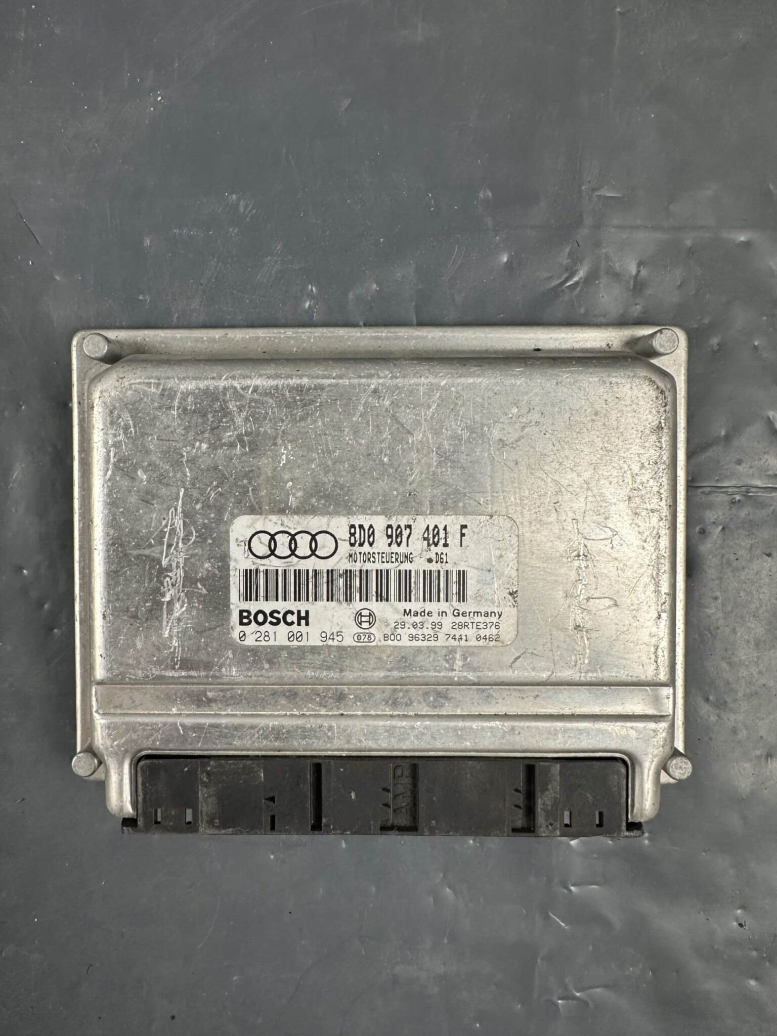 8D0907401F Audi A4 B5 Engine ECU