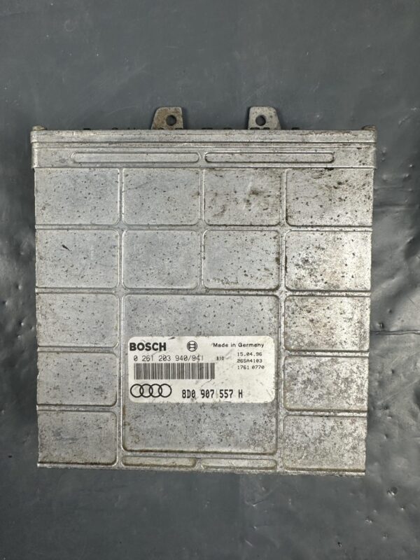 8D0907557H Audi A4 B5 Engine ECU
