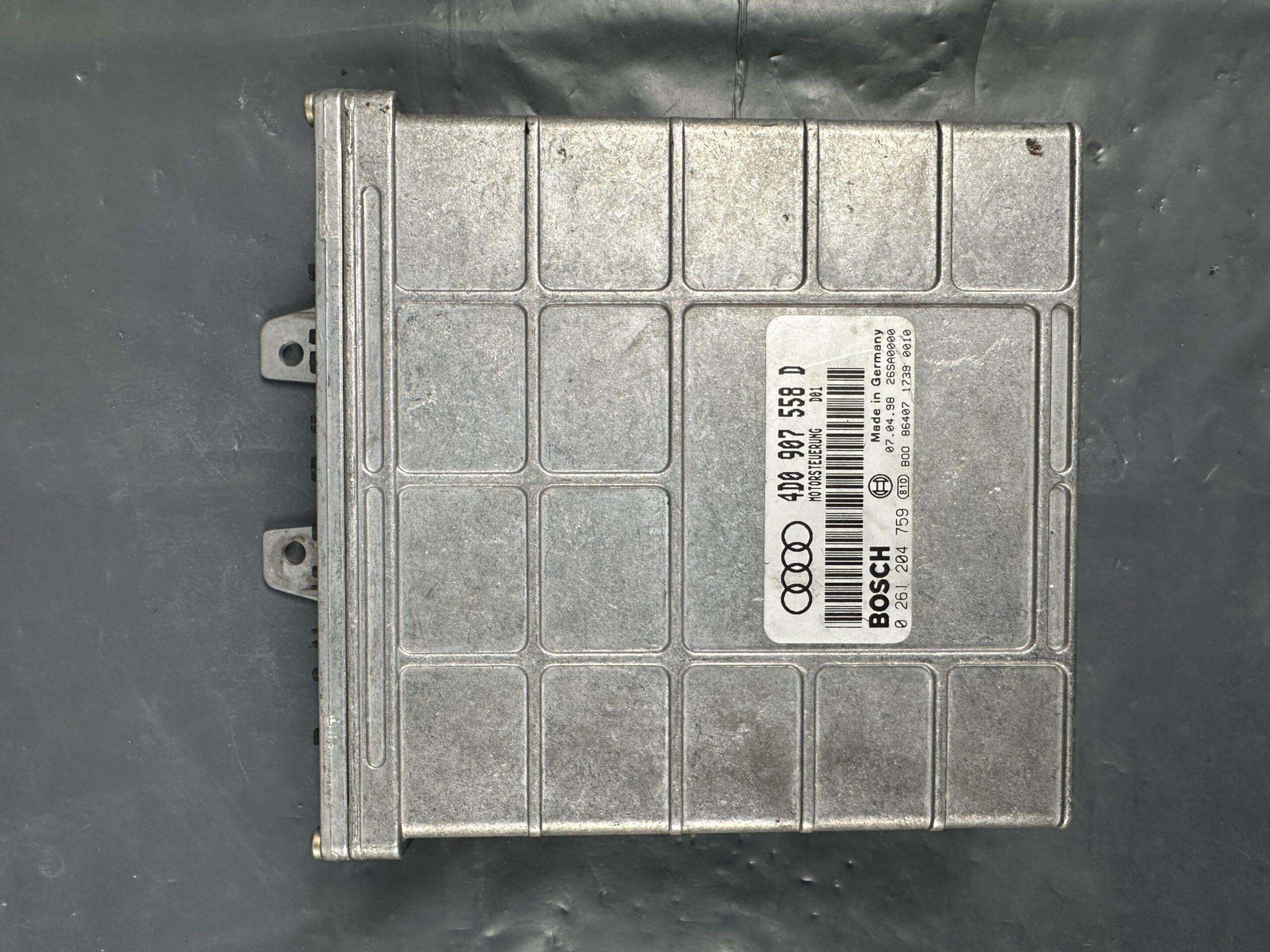 4D0907558D Audi A8 D2 Engine ECU
