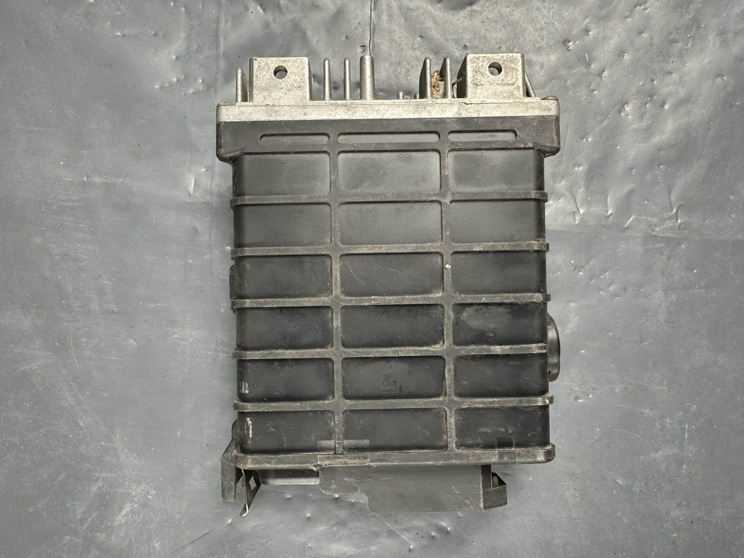 443907403G Audi Sterownik Silnika