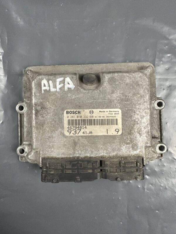 Engine ECU Control Module 0281010332 Alfa Romeo 147
