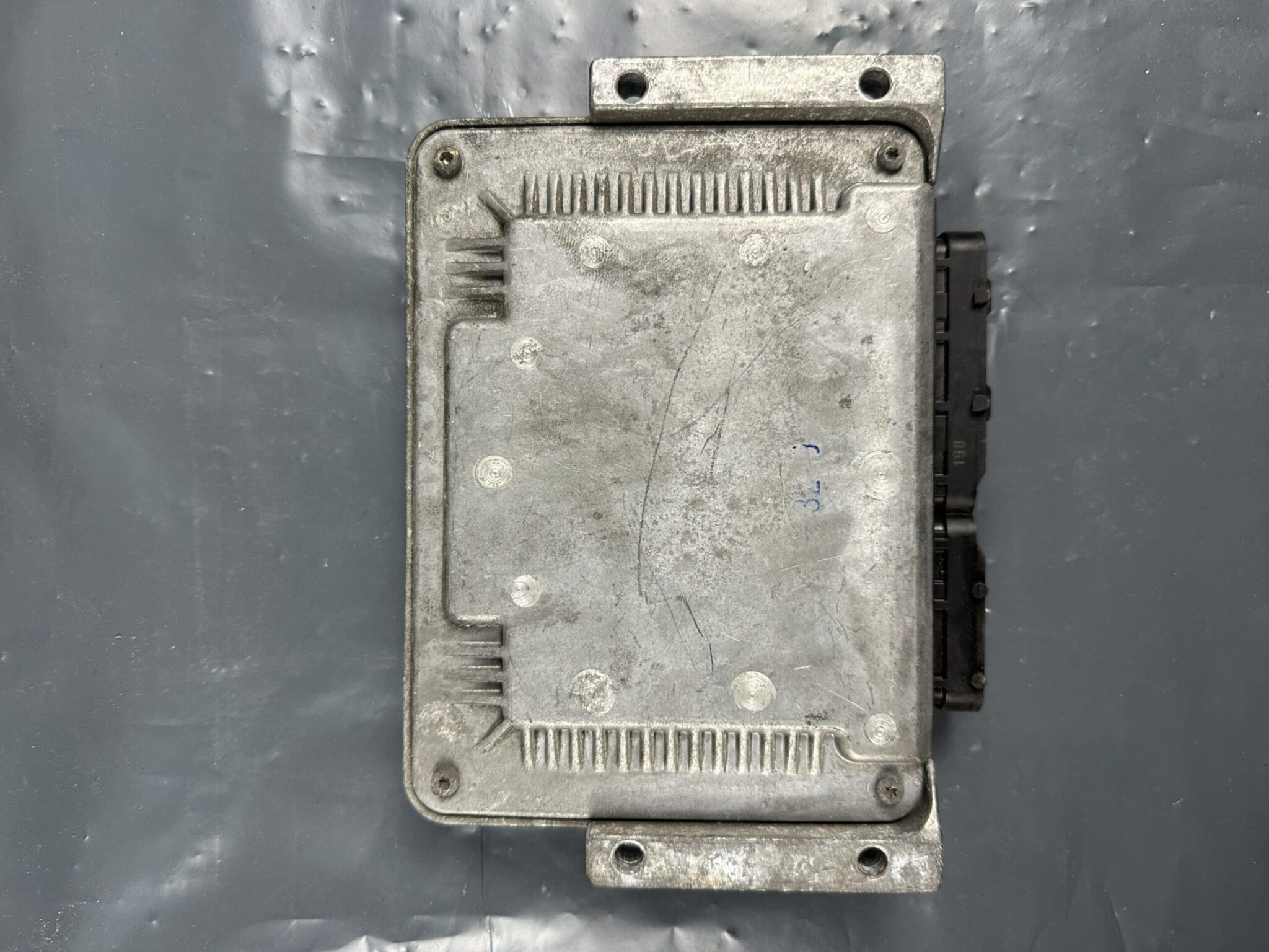 Engine ECU Control Module 0281010332 Alfa Romeo 147