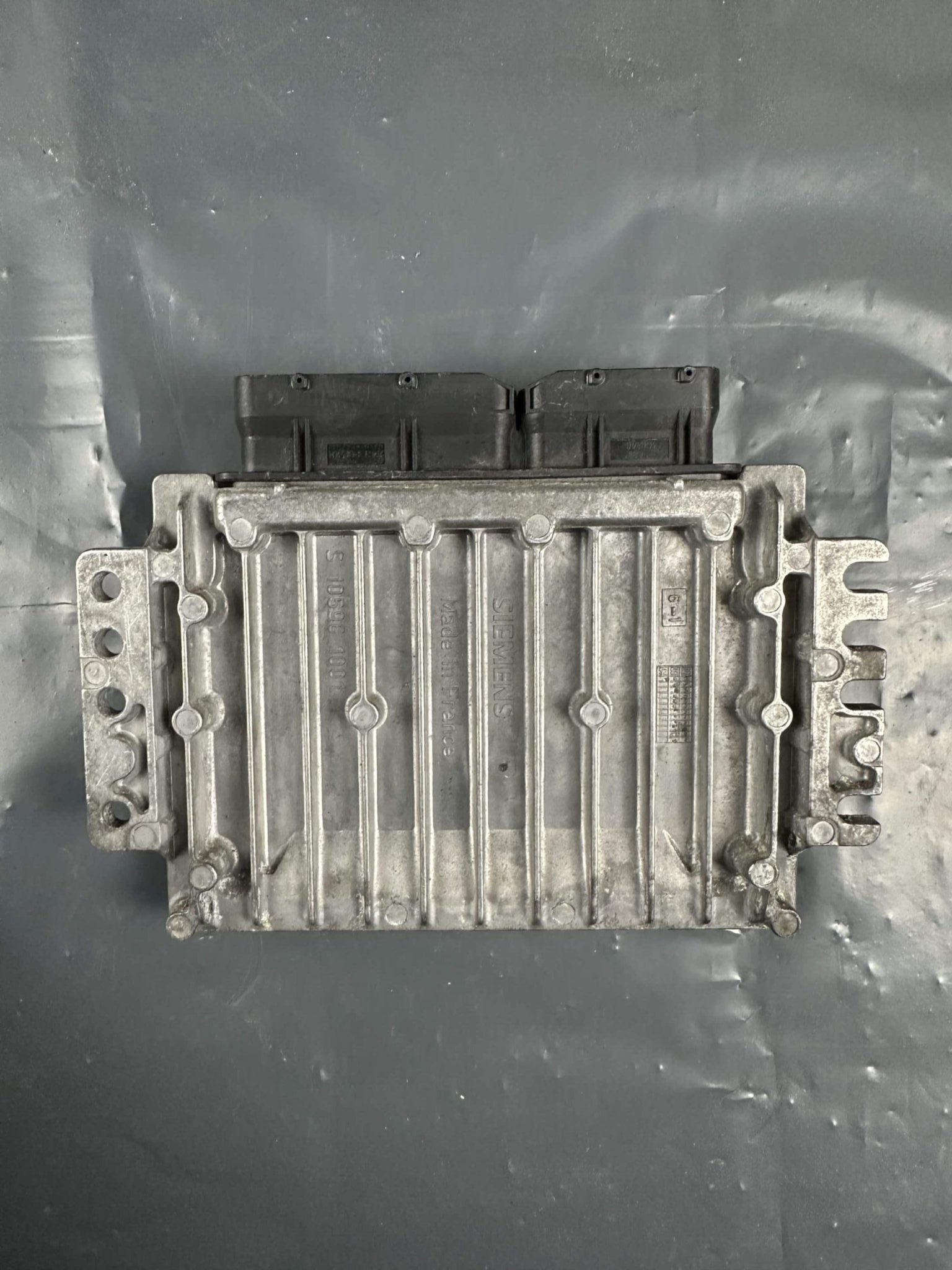Engine ECU Control Module 7527610-01