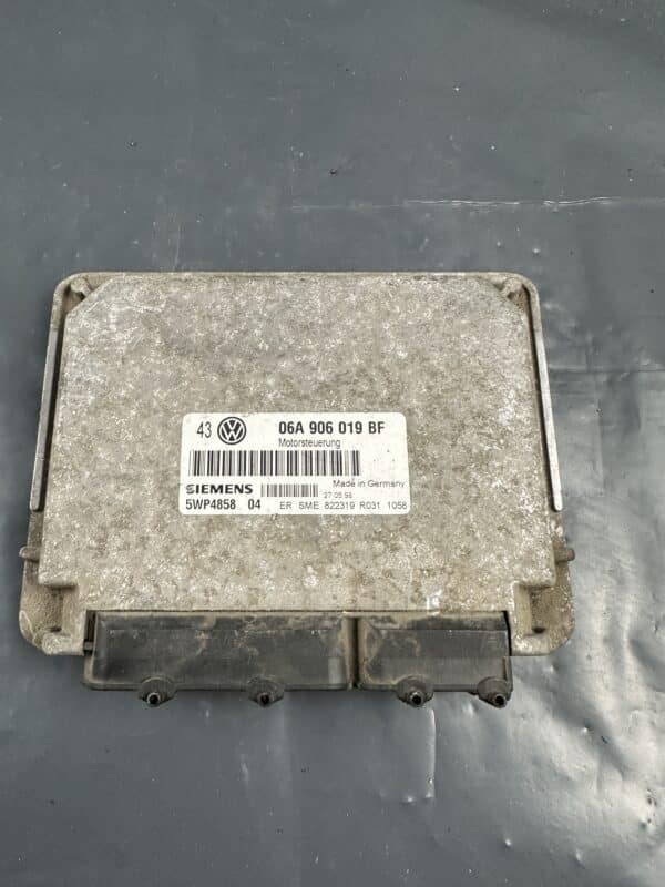 06A906019BF VW Volkswagen Engine ECU
