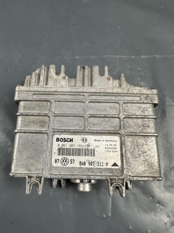 8A0907311M VW VOLKSWAGEN Engine ECU