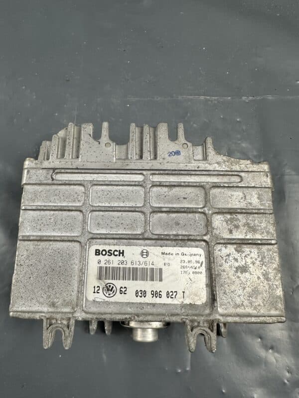 030906027T VW VOLKSWAGEN Engine ECU