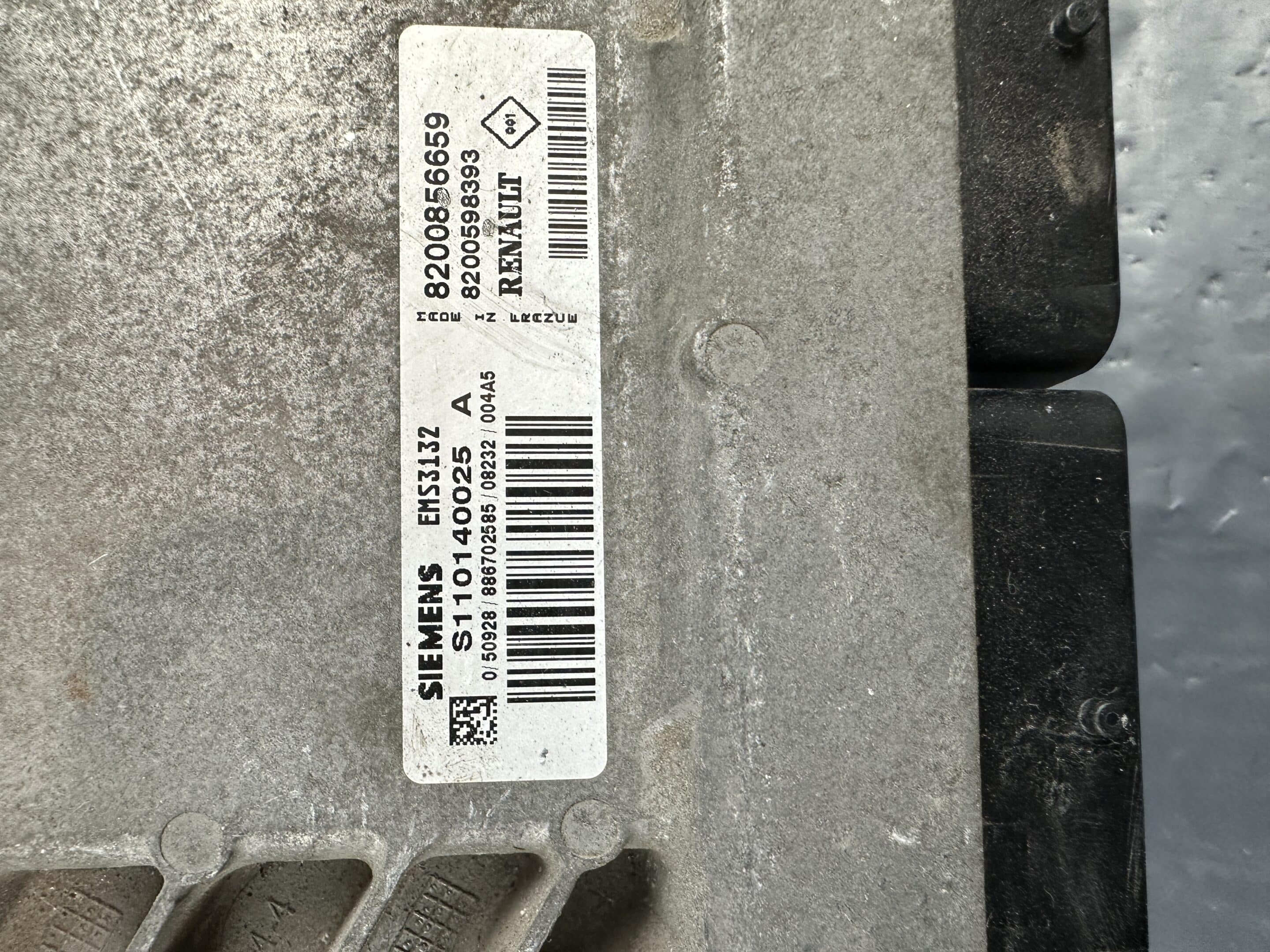 S110140025a Dacia Logan Engine ECU