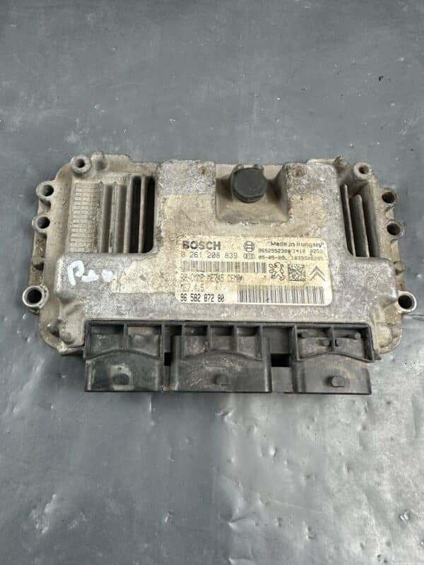 0261208839 Citroen, Peugeot 206 Engine ECU