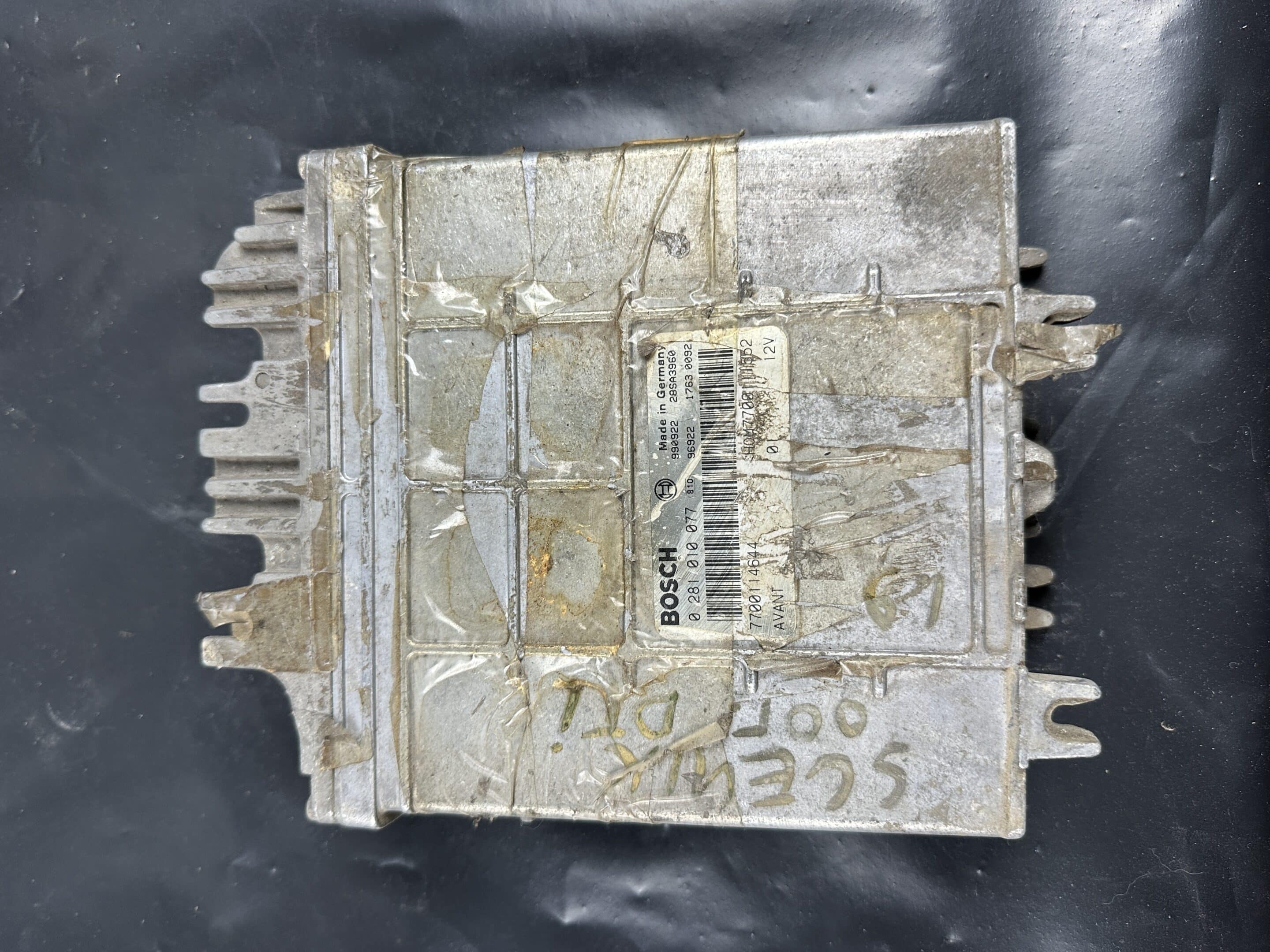 0281010077 Renault Megane Scenic Engine ECU