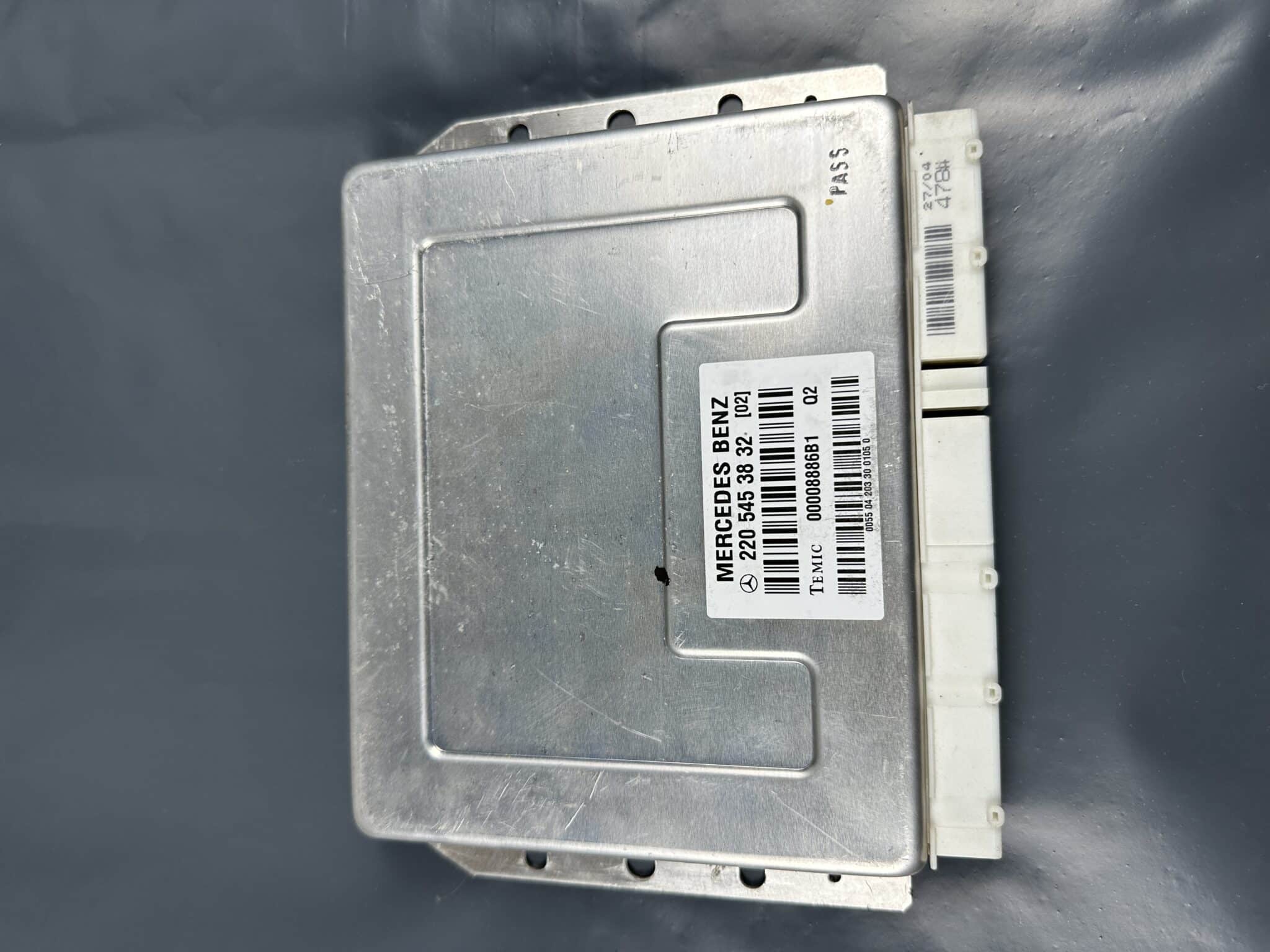 A2205453832 Mercedes-Benz W220 Suspension Control Module