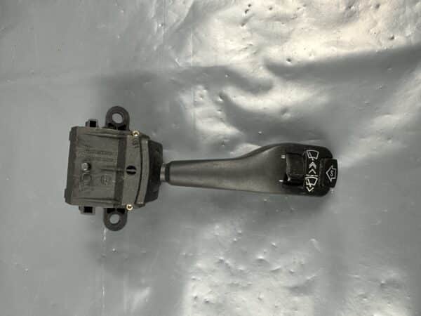 8375407I BMW E39 E38 E53 Steering Column Switch