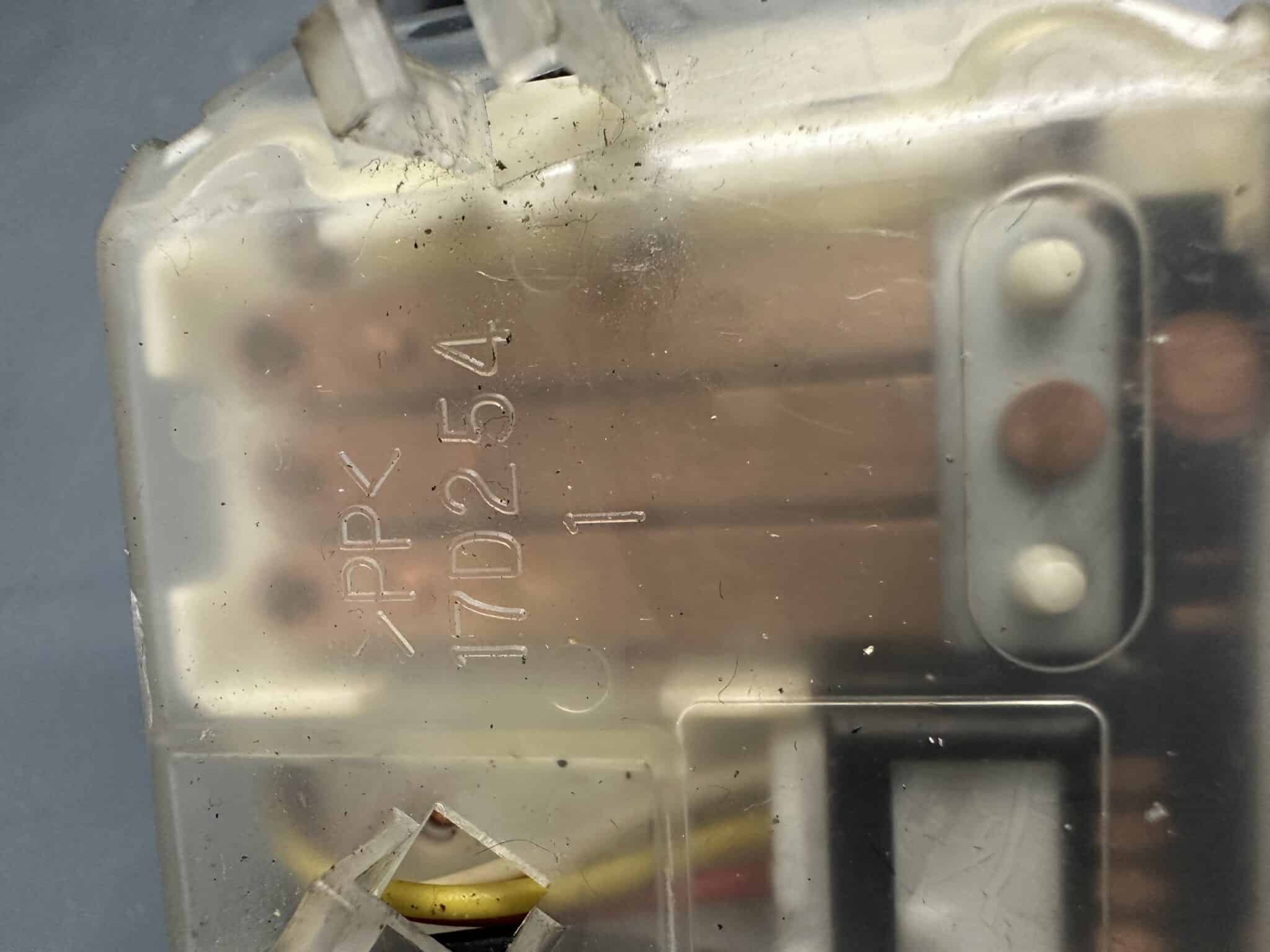 17D254 MAZDA 6 Steering Column Switch