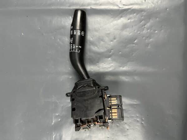 17B122 MAZDA 323f Steering Column Switch