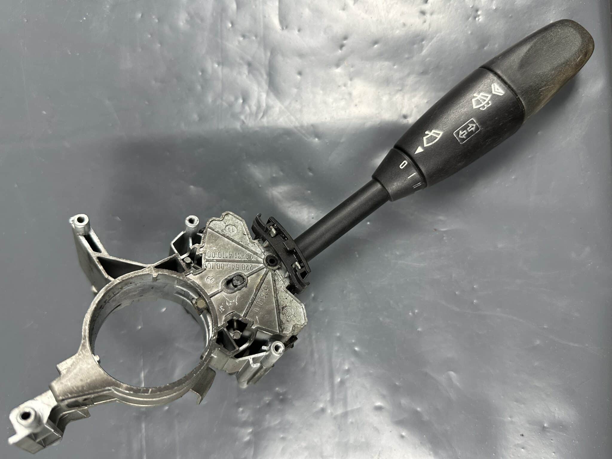 2205450010 Mercedes-Benz W220 Steering Column Switch