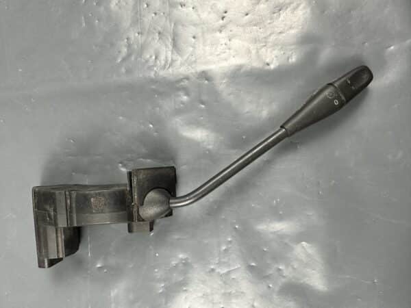 A0085452524 Mercedes-Benz W220 cruise control switch