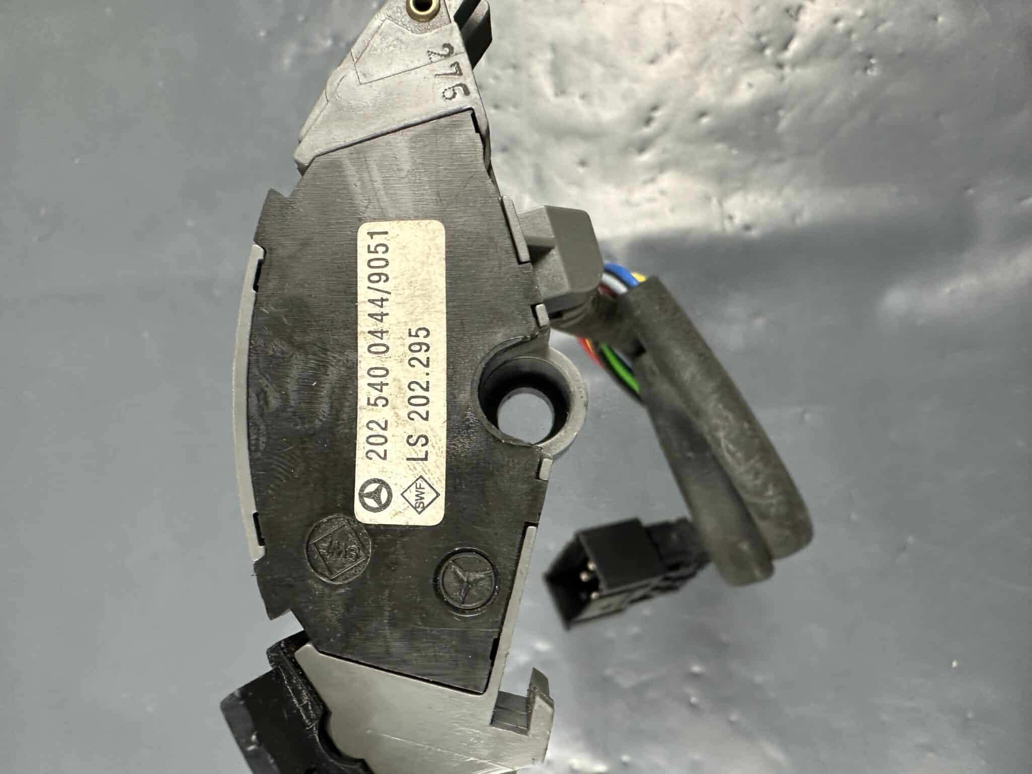A2025400444 Mercedes-Benz W202 Cruise Control Switch