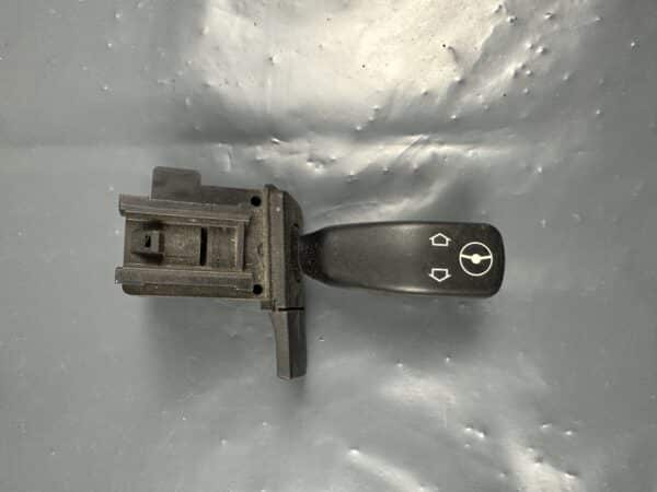 8373901 E38 E39 E53 Column Adjustment Lever