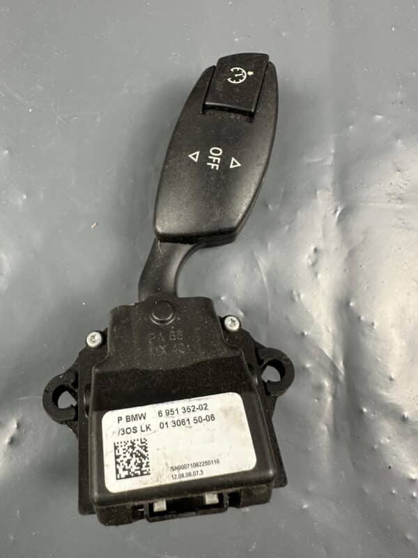 6951352-02 BMW E60 Cruise Control Switch