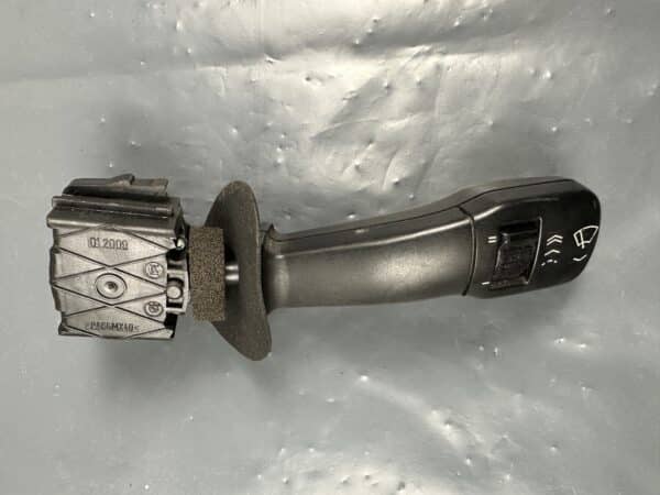 8352013 BMW E39 Steering Column Switch