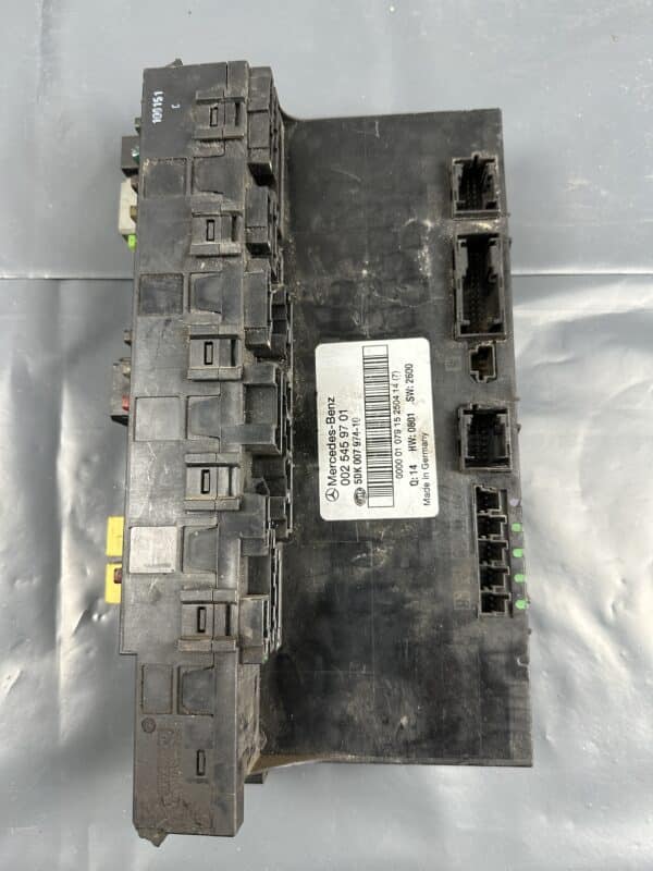 0025459701 Mercedes-Benz W203 SAM Control Module 5DK007974-10