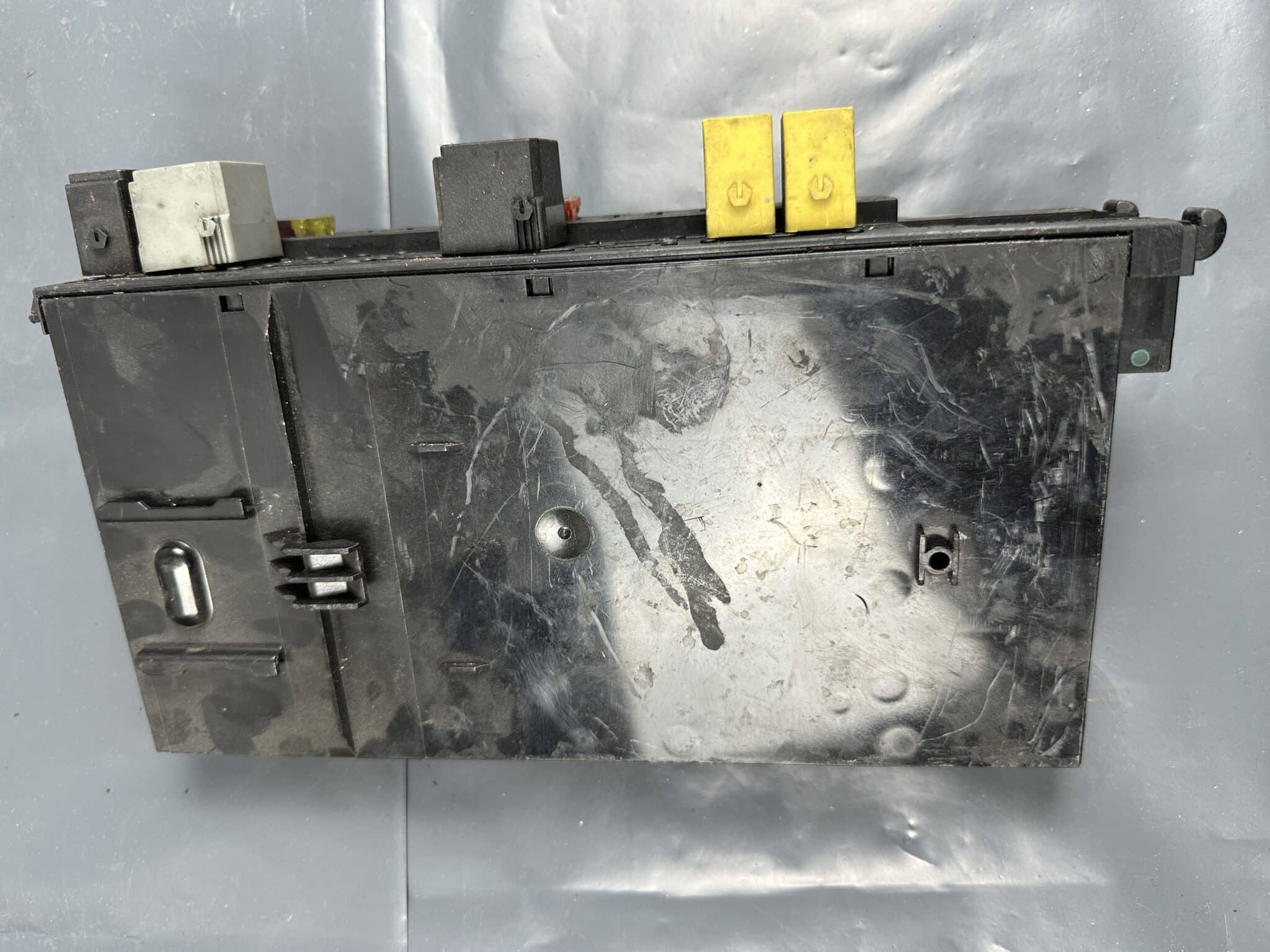 2095450601 Mercedes-Benz W209 SAM Control Module 5DK008486-01