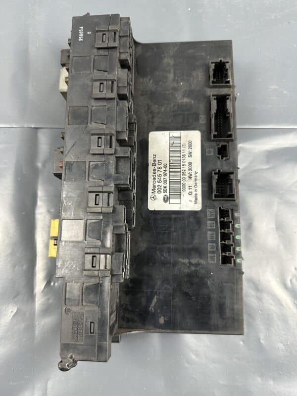 0025457801 Mercedes-Benz W203 SAM Control Module 5DK007974-00
