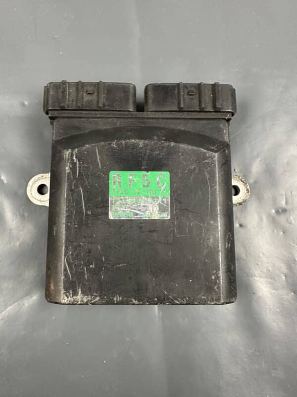 RF5C18701A ECU ENGINE Control Module DENSO Mazda 6