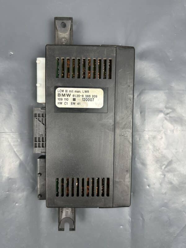 8386209 BMW E38 E39 LCM III Control Module