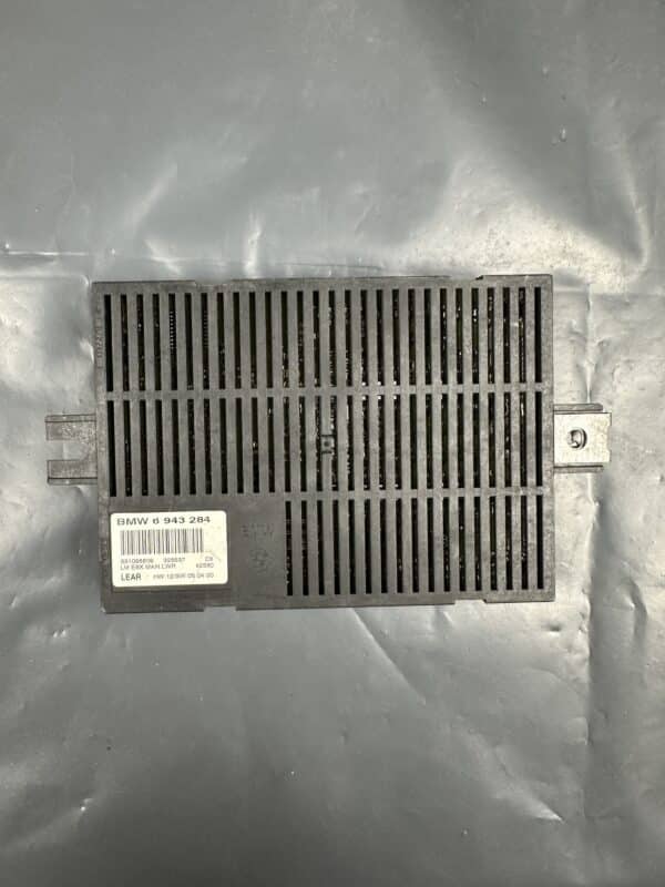 6943284 BMW E60 / E61 LCM Control Module