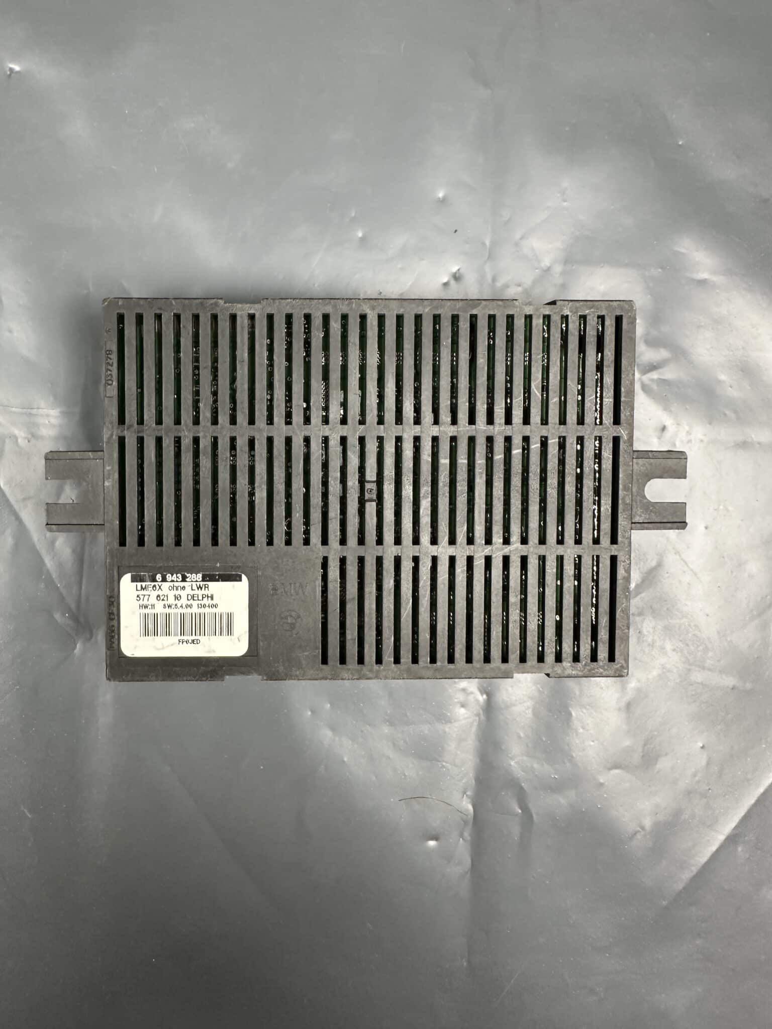 6943288 BMW E60 / E61 LCM 57762110 DELPHI Control Module