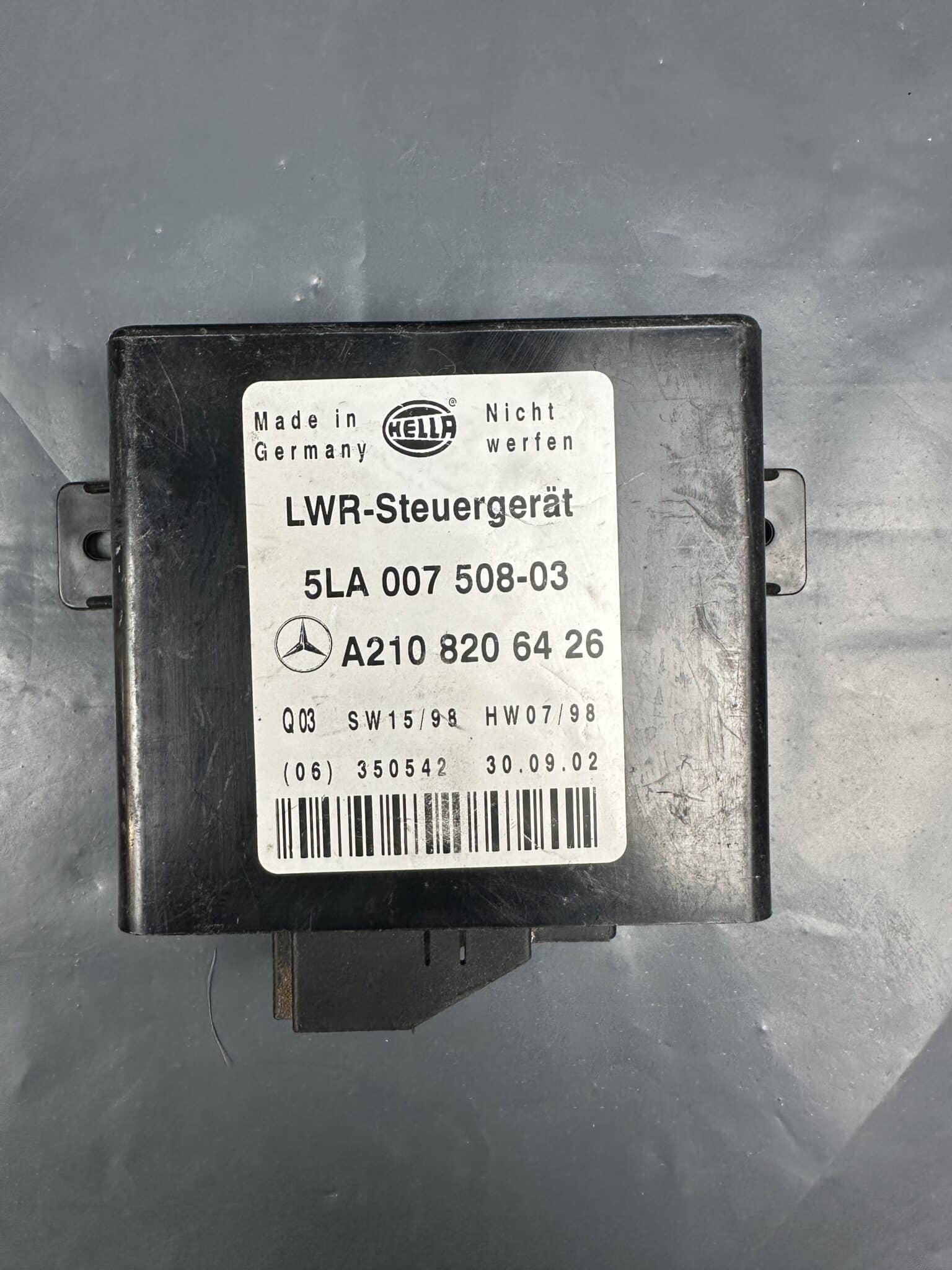 A2108206426 Mercedes-Benz W210 LWR Headlight Control Module