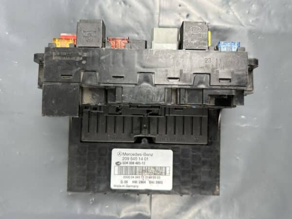 2095451401 Mercedes-Benz W209 SAM Control Module