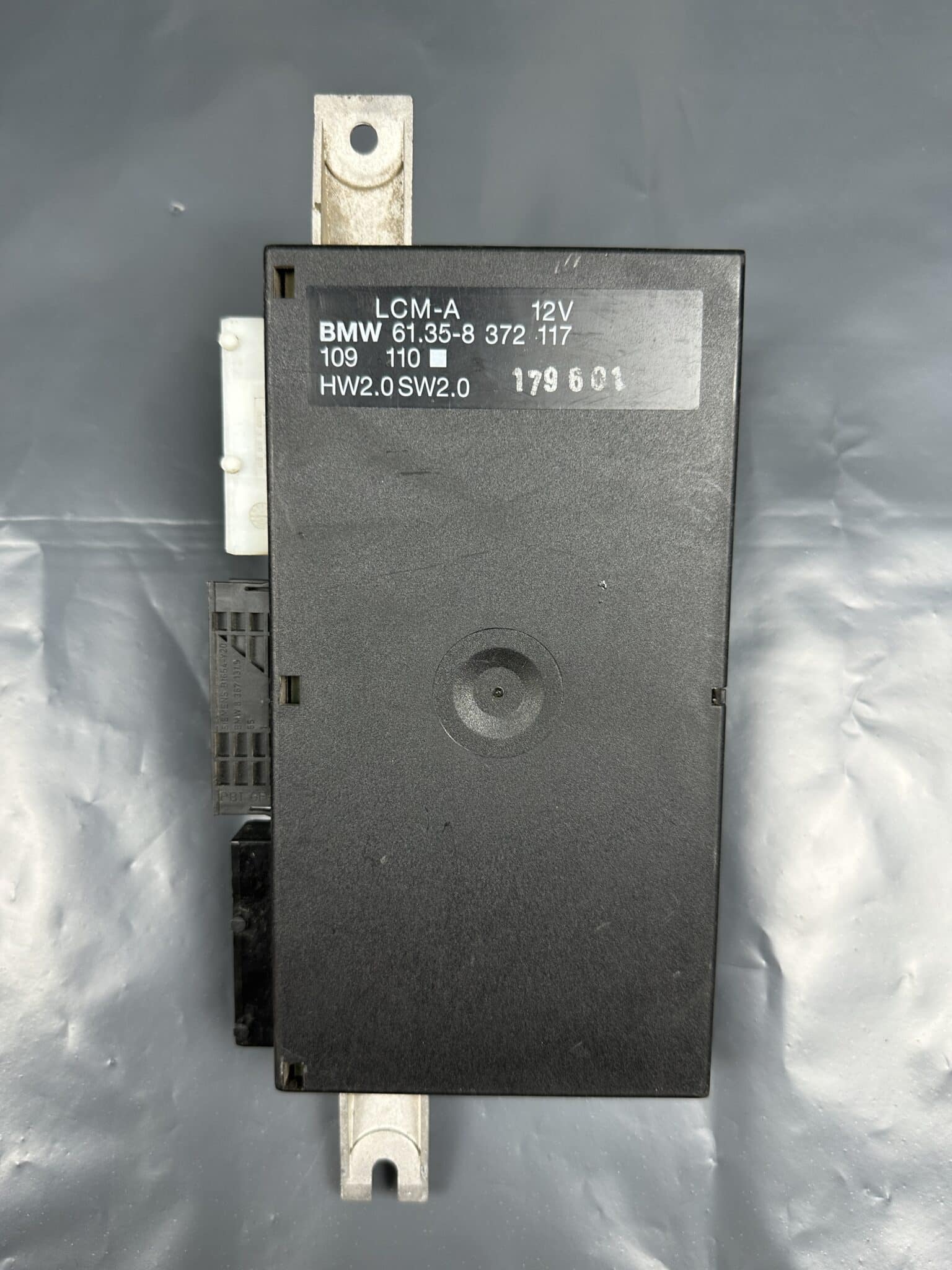 8372117 BMW E38 E39 LCM Headlight Control Module Unit